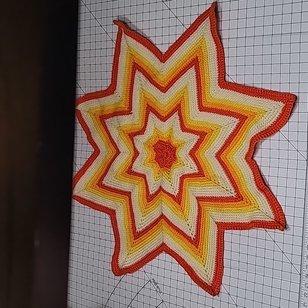 Vintage Crochet 8 Point Star Blanket late 1970s ombre yellow orange 35" pt to pt